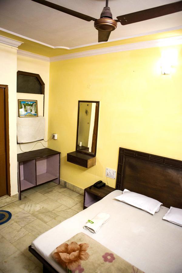 Hotel Venus International นิวเดลี ภายนอก รูปภาพ